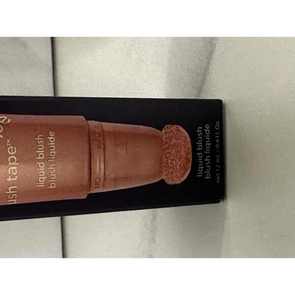 tarte Blush Tape liqud blush - Peach - Picture 2 of 3